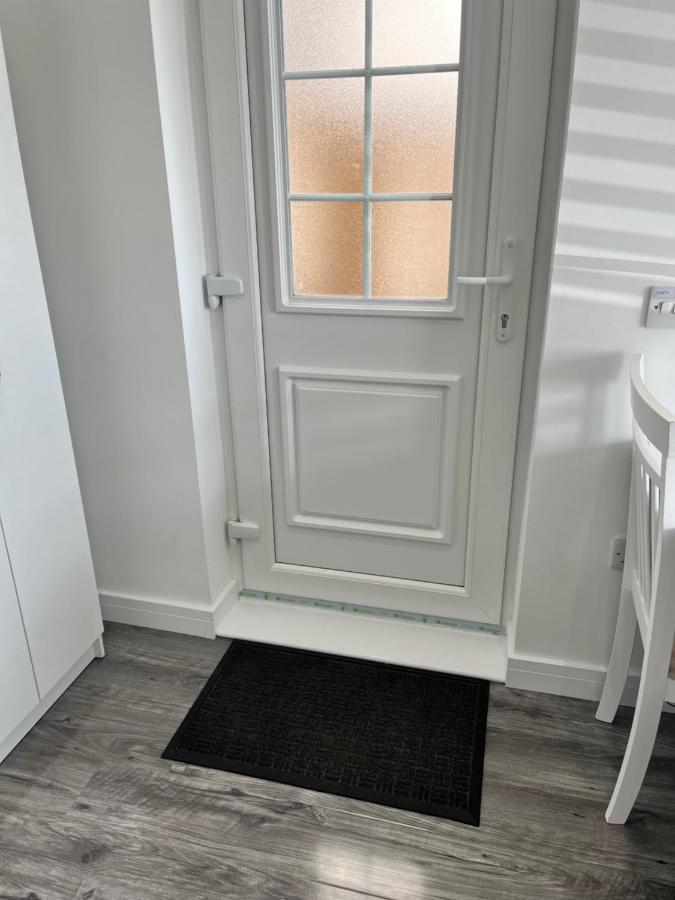 Modern Comfy One Bed - Free Parking Апартаменты *
