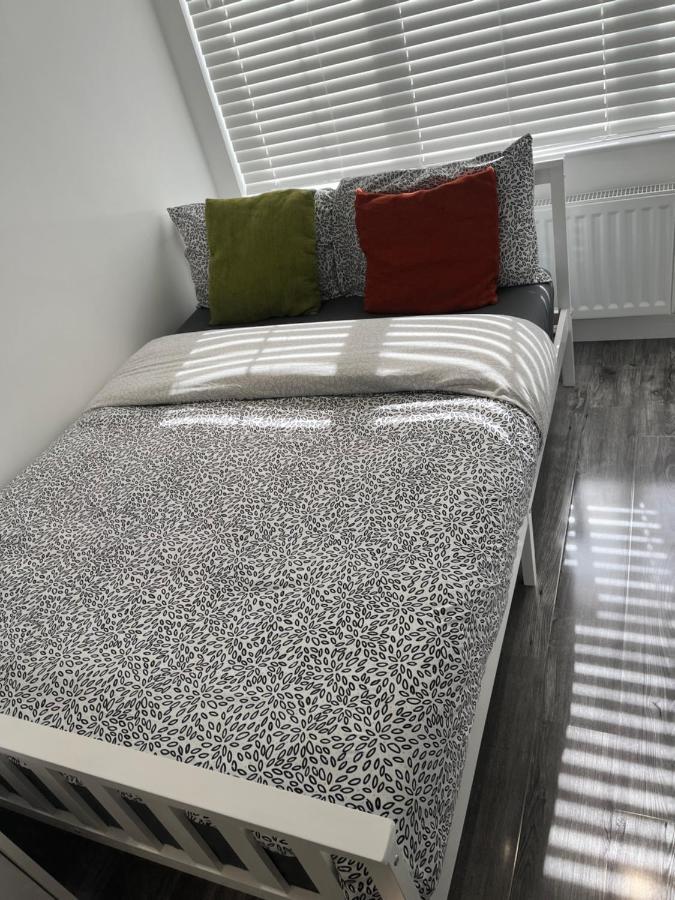 Modern Comfy One Bed - Free Parking Апартаменты Глазго